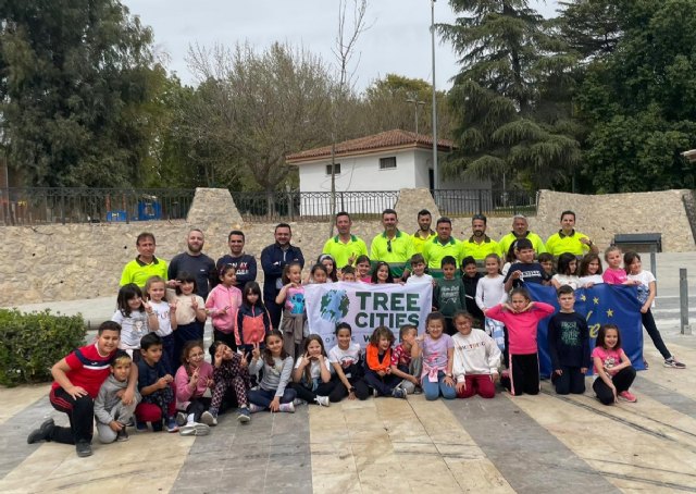 El Programa Municipal de Educación Ambiental lleva el Día del Árbol a los colegios José Marín y Juan Ramón Jiménez