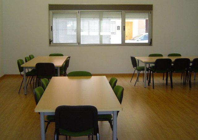 Juventud pone a disposición de los estudiantes de Cieza una nueva sala de estudio en el Camino de Murcia