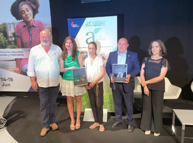 El Ayuntamiento de Cieza recibe una mención especial en el Premio Árbol 2022 por su gestión de los espacios verdes y la Naturaleza Urbana
