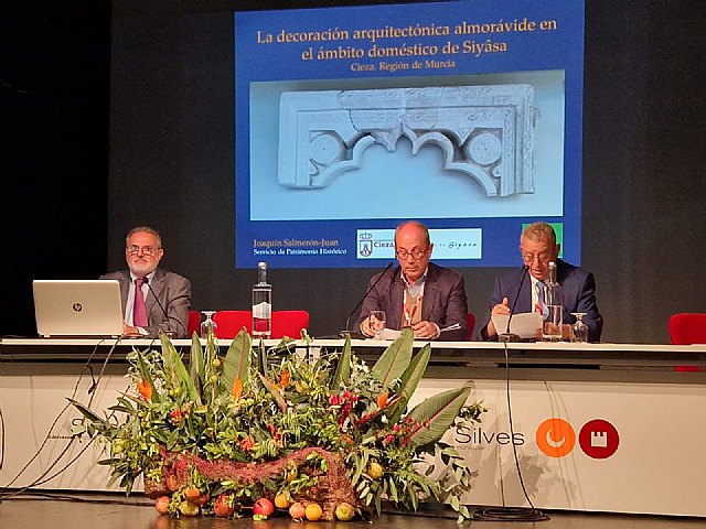 El director del Servicio de Patrimonio Histórico participa en un congreso con una ponencia sobre la decoración arquitectónica doméstica almorávide en Siyāsa