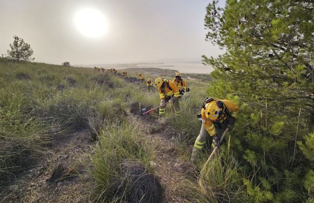 Activan la brigada de refuerzo de bomberos forestales con base en Cieza