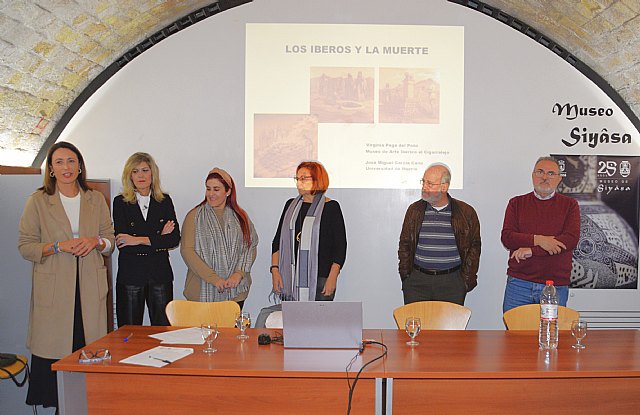 Los íberos y la muerte. Arrancó el seminario 'Ritos y muerte en la Historia'