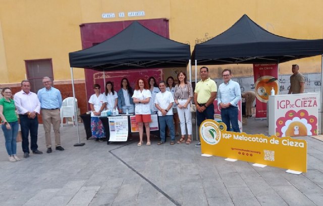 El mercado semanal de hoy acoge el 'Mercadillo de la salud'